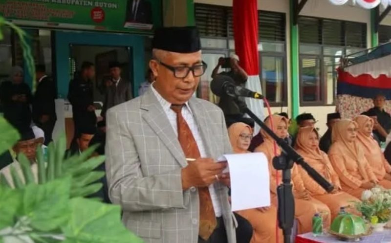 Sekretaris Daerah (Sekda) Kabupaten Buton, Asnawi Jamaludin. 