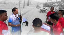 Jajaran Lapas Kelas IIA Baubau bersama Pihak Kantor Pertanahan saat melakukan pengukuran ulang lahan sawah milik Lapas. 